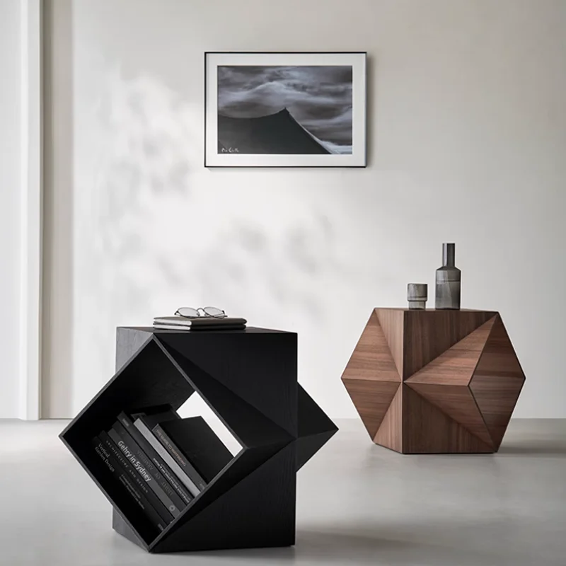 Полигедрический угловой стол североамериканский черный из орехового дерева