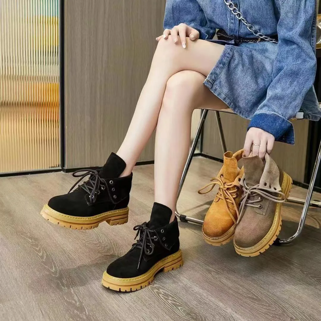 

2022 New genuine leather Women Boots Black Ankle Boots For Women Autumn Vintage Shoes Fashion Casual Chic Platform Booties