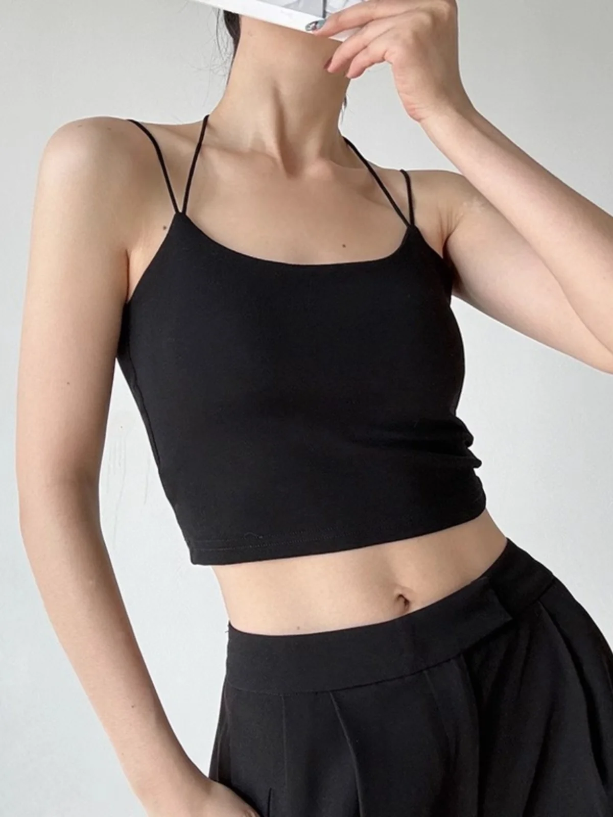Сексуальная черная внутренняя одежда с подвесным воротником Cami Women Летняя на