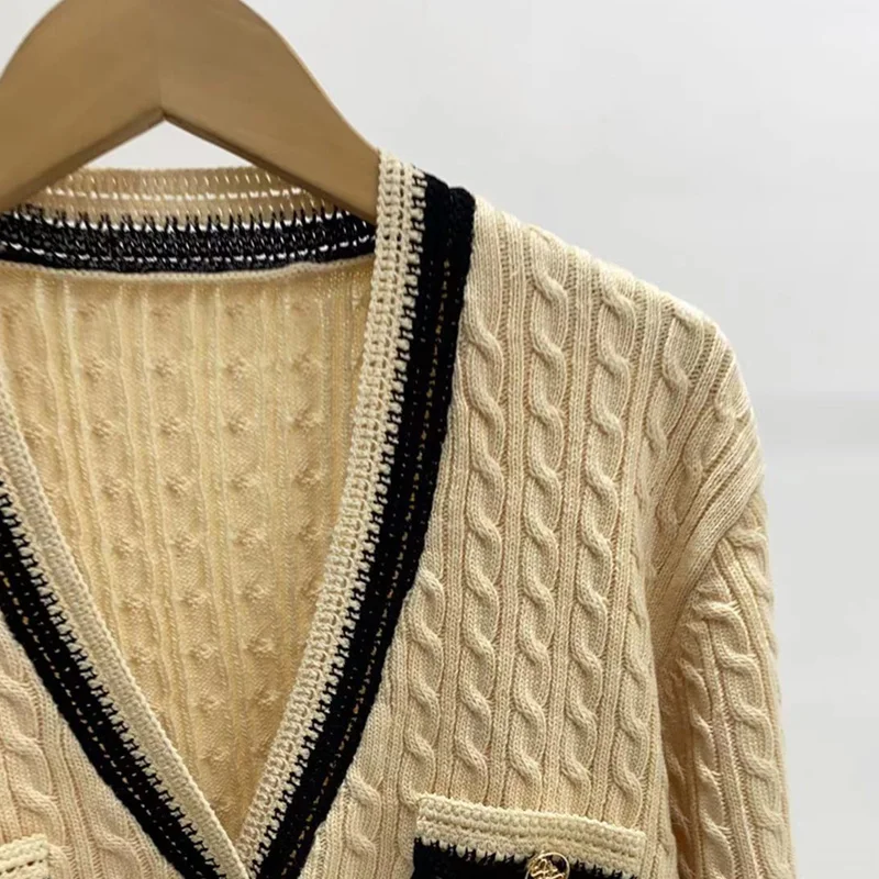 

Women Sweater Cardigan Autumn Winter V-Neck Buttons High Street Chic Stunning Fashion Design Trendy Stylish Casual S