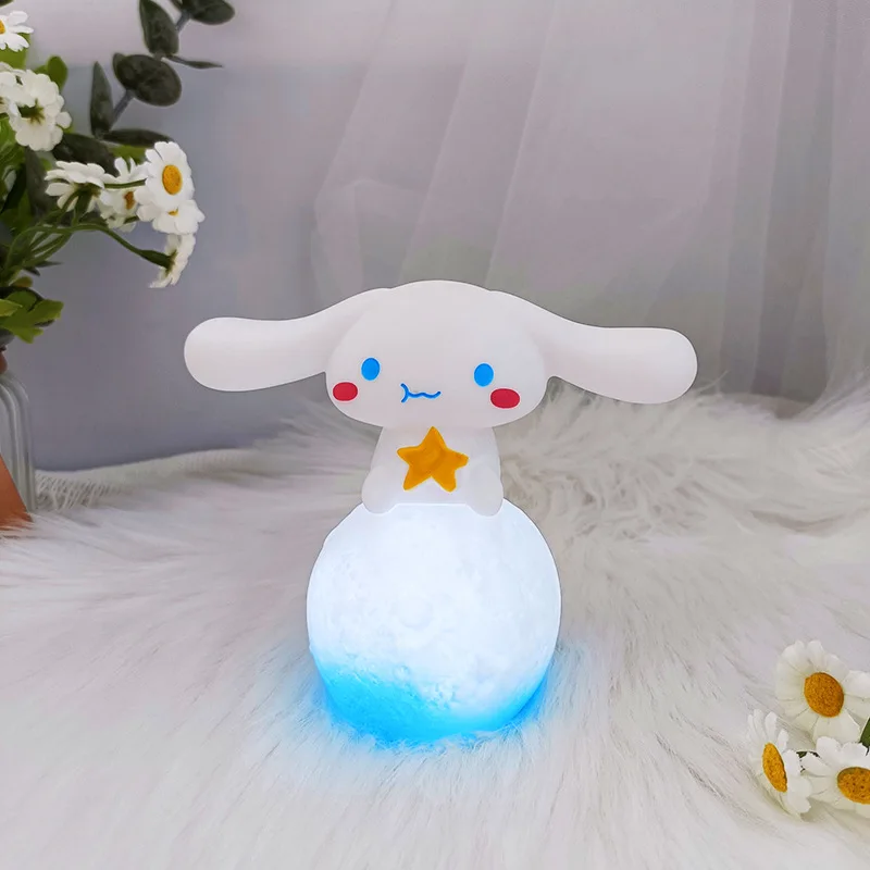

Sanrio Moon Cinnamoroll Led Night Light Kuromi Mymelody Kawaii Cartoon Ornament Cute Beauty Bedroom Bedside Lamp Decoration Gift