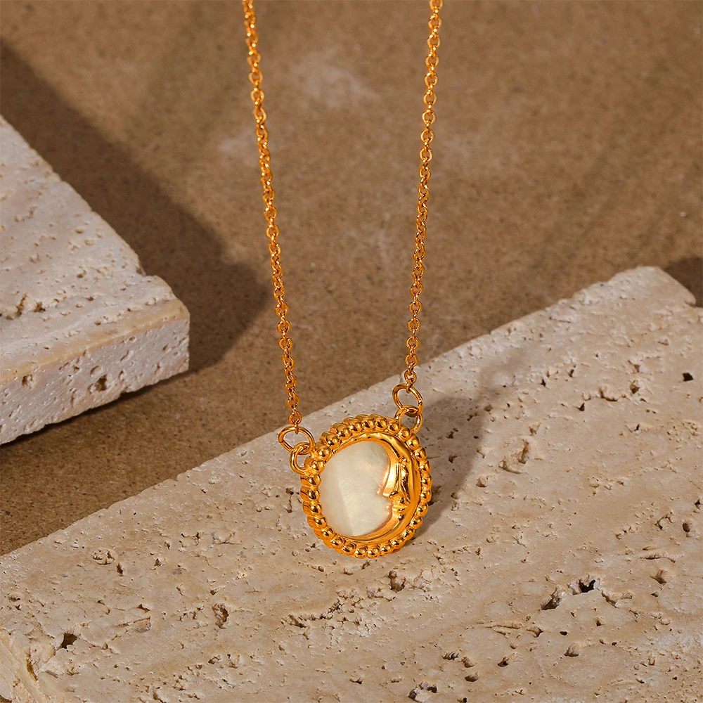 

BOAKO 316L Stainless Steel Necklaces Round Sun Moon Shell Pendant 18K Plate Jewelry Necklace Women Wedding Elegant Accessories