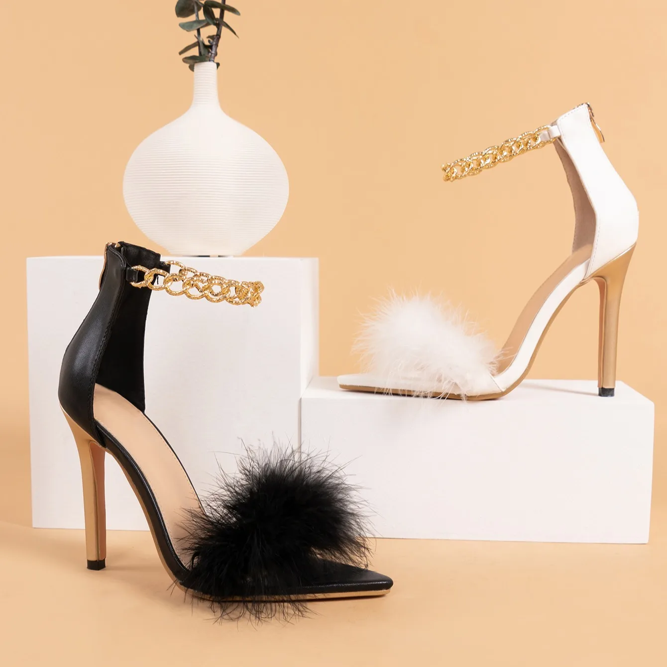 

Босоножки женские с острым каблуком, удобные туфли из искусственной кожи, с ремешком с пряжкой, большой размер, черные, в римском стиле, беже...