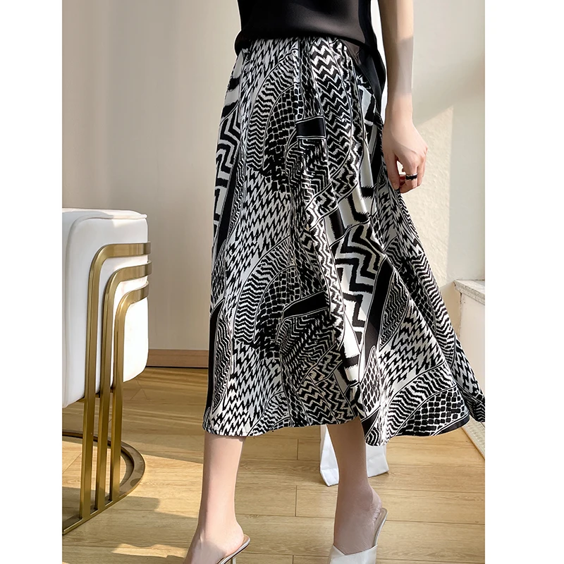 Summer Smooth Satin New Women's A-line Skirt Mid-length High-Waisted Fashion Retro Zebra Pattern Skirt Spring and Summer