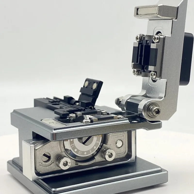 High Precision Cutting Tool XD-07 Optical Fiber Cleaver Cable Cutting Knife Fiber Cleaver