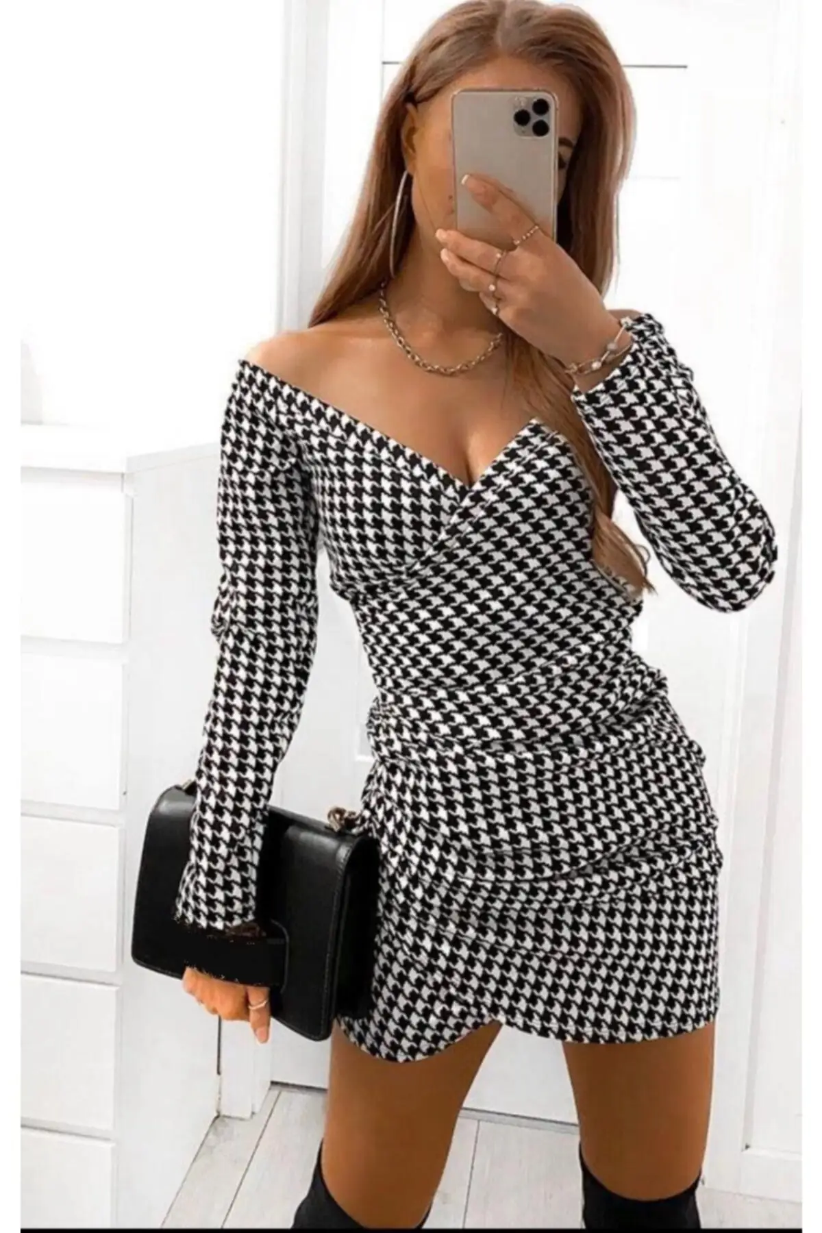 

Flexible Crepe Fabric Cleavage Double Breasted Neck Long Sleeve Crowbar Patterned Mini Dress Strap Night Flat Color Bodycon