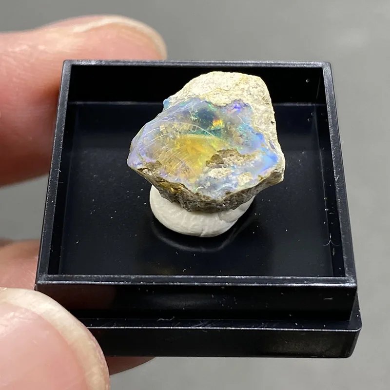 

Натуральный горный опал TEGSTGKW подвеска