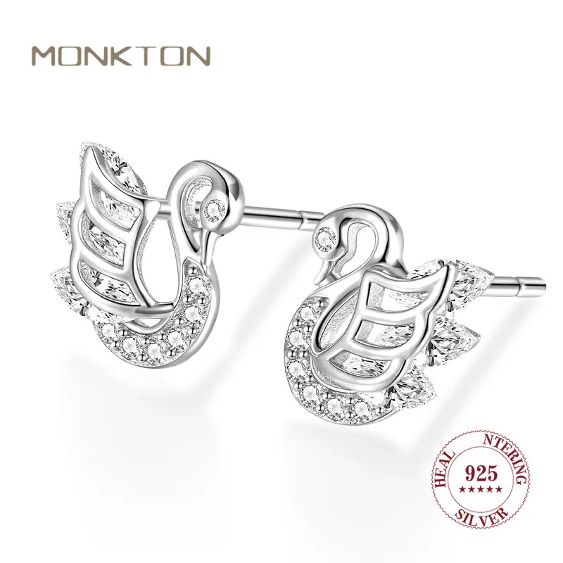 

Женские серьги-гвоздики из серебра 925 пробы с фианитами