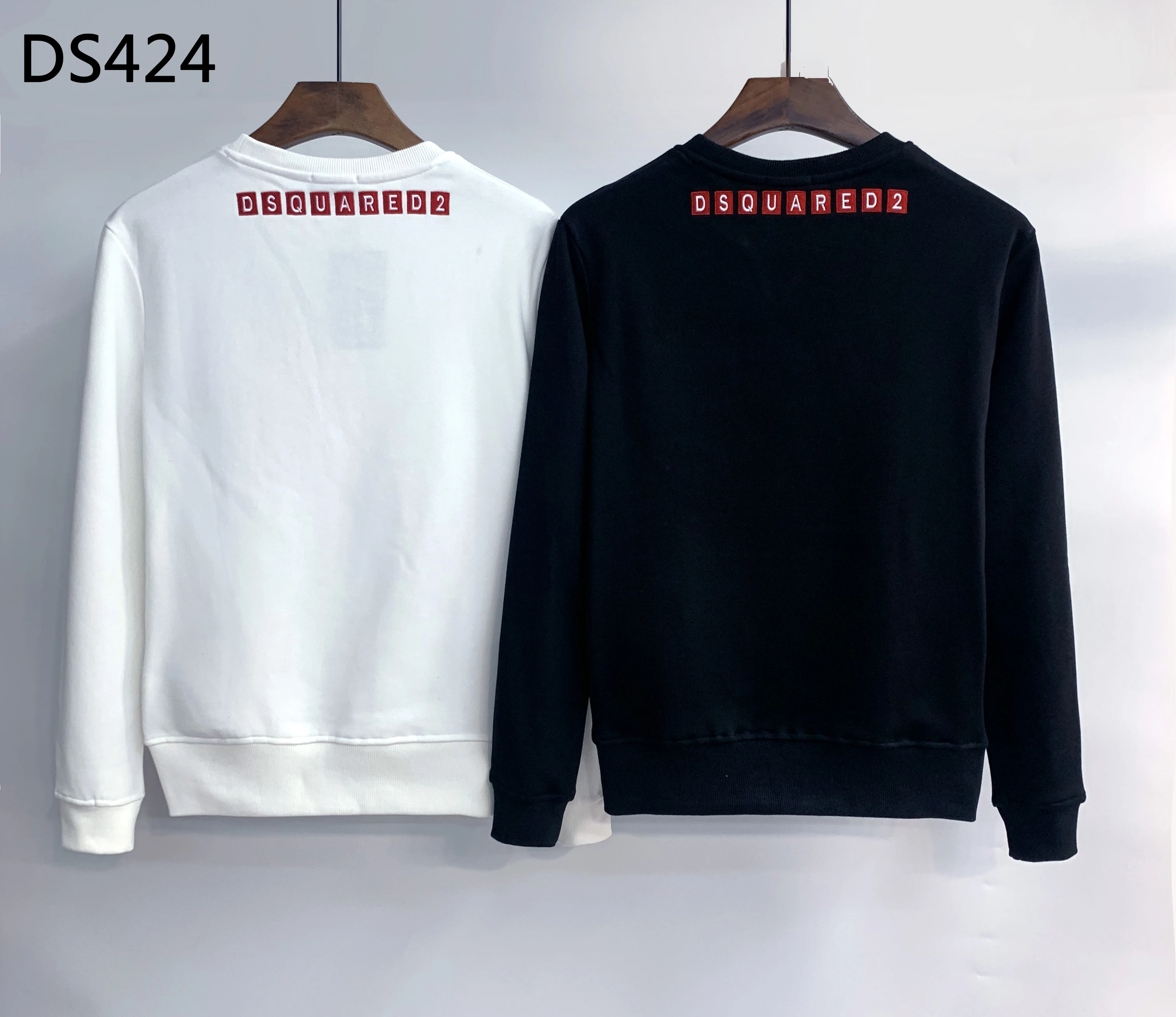 New Dsquared2 Men's Ladies Couple D2 Fashion Medal Embroidered Long Sleeve Dsq2 Simple Knit Crew Neck Sweatshirt M--XXXL DS424