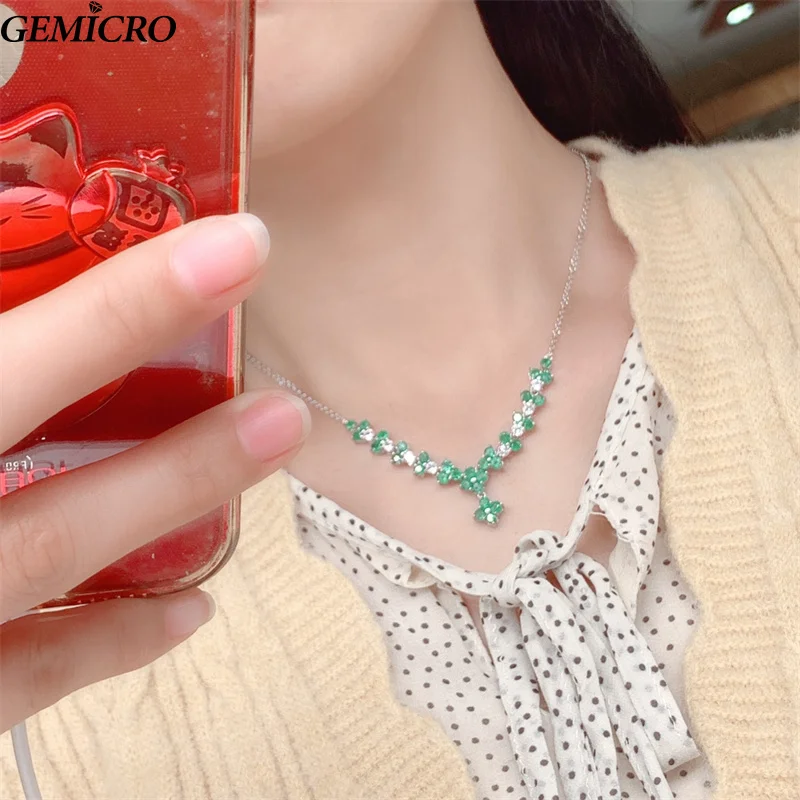 Ожерелье женское из серебра 925 пробы с натуральным изумрудом 3 мм 32 шт.