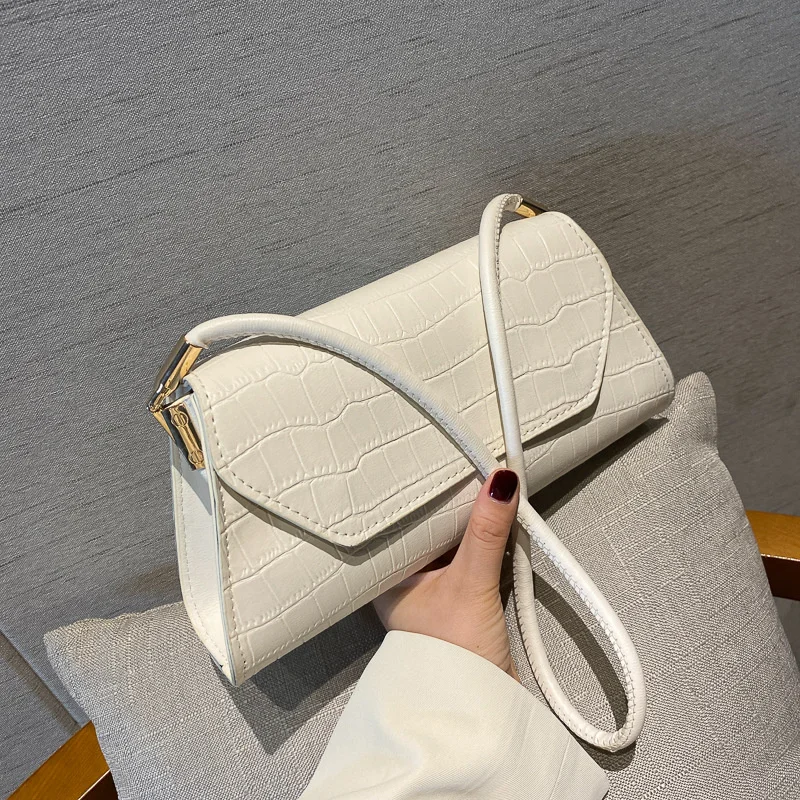 

Leather Bag Women New Korean Fashion Single Shoulder Popular Girl Belt Messenger Bags Bag Mini Sac Main Femme
