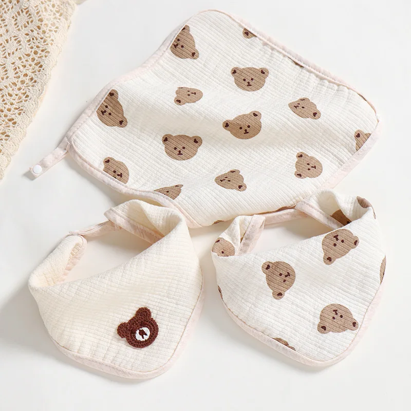 

Cotton Muslin Baby Bibs Babies Accessories Newborn Bib Saliva Towel Boys Girls Bear Print Feeding Apron Burp Cloths Bandana