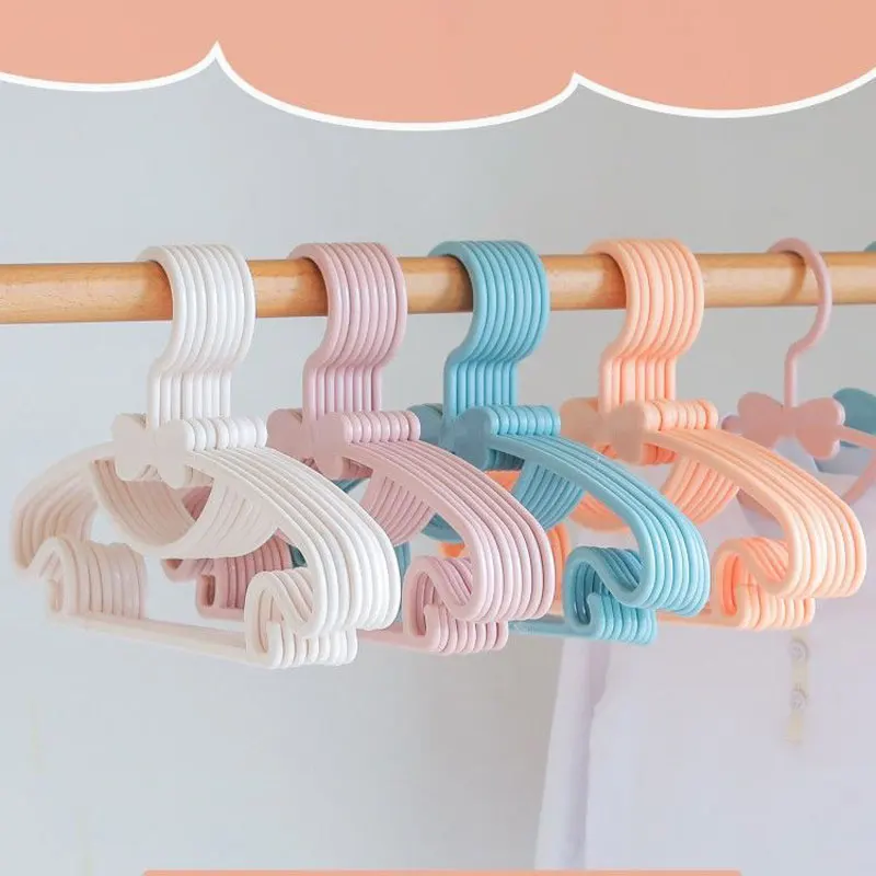 

5Pcs Kids Clothes Hanger Baby Hangers for Children Coats Storage Hanger Wardrobe Organizer Portable Windproof Closet Organizer