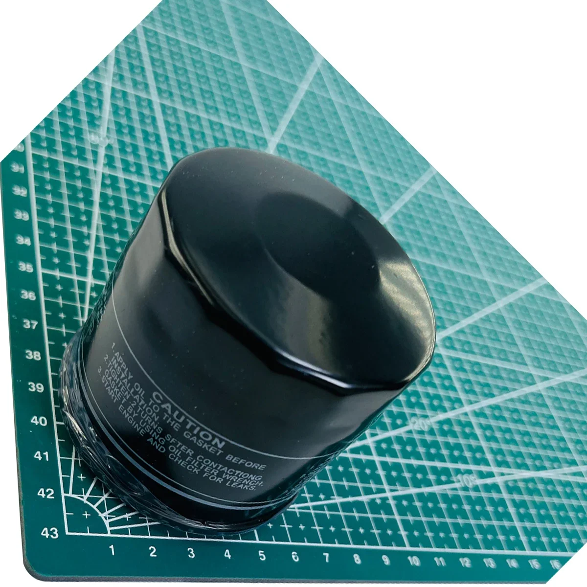 Масляный фильтр для мотоцикла Suzuki C90 VZ1500 VL1500 VLR1800 C109R C1800RT M109R VZR1800 Intruder M1800 HF138