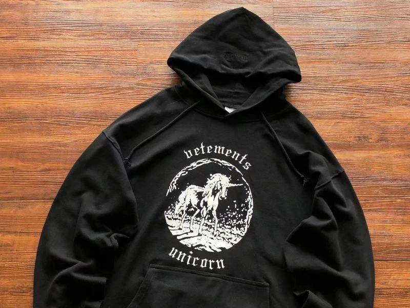 

23SS Top Quality Unicorn Vetements Hoodie Men Women 1:1 Top Quality Oversized Embroidered Sweatshirts VTM Pullovers Kanye West