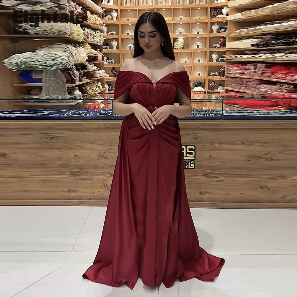 

Платье вечернее атласное с открытыми плечами и поясом-кушаком