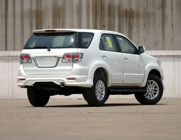 4 шт. 2006-2011 черное наружное оконное стекло резиновая для Toyota Fortuner уплотнитель внешний ламинат резина 68162-0K010 (art.: 3920cb35dd860) - 3920cb35dd860