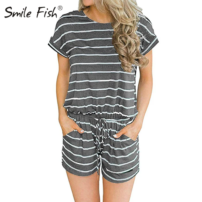 Женский Летний комбинезон в полоску с коротким рукавом и круглым вырезом |