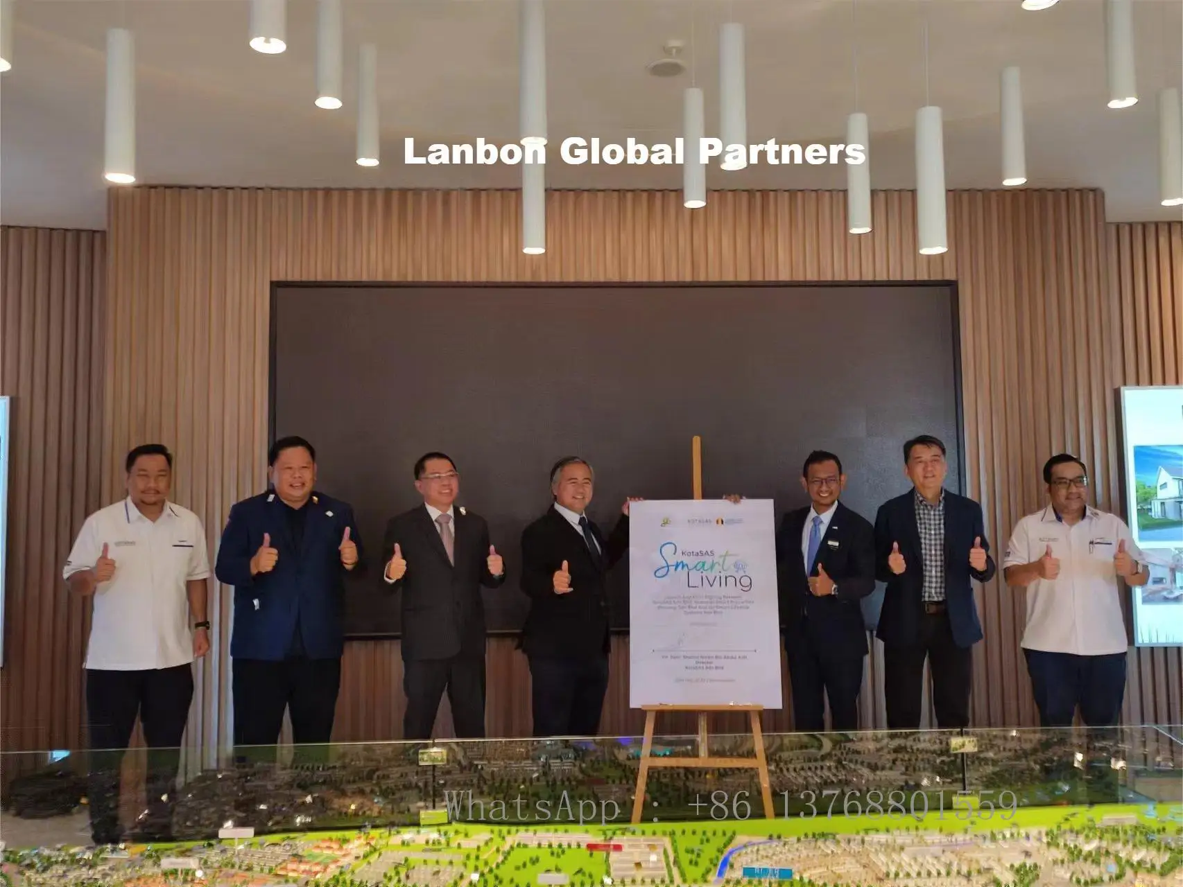 Сетчатый смарт-датчик температуры Lanbon L8 с Wi-Fi сенсорные переключатели