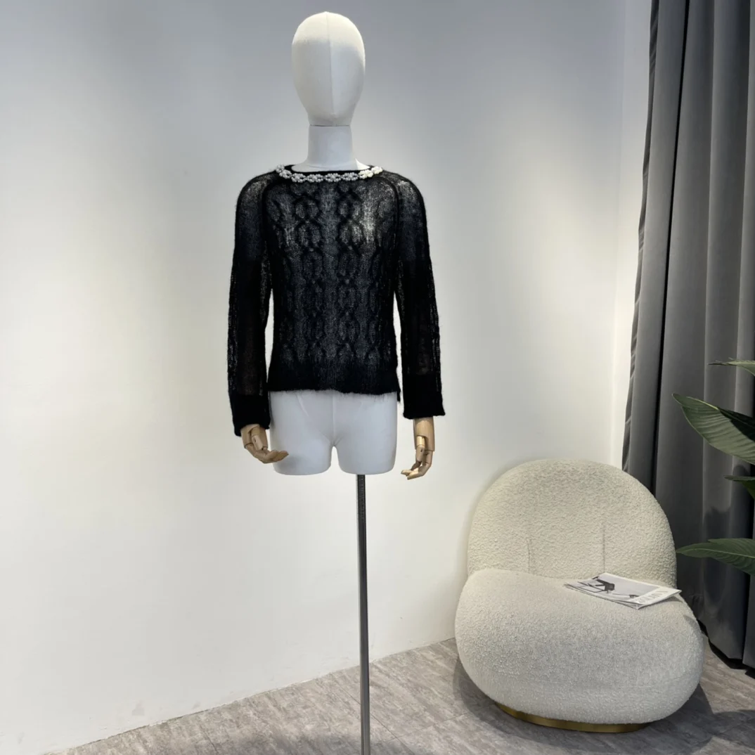 

2022 New Arrival High Quality Solid Beige Black Pearl Warm All-matching Sweater for Women