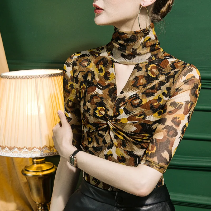 

High Quality 2022 Women T-shirt Hollow Out Design Female Autumn Sexy Crop Top Clothes Casual Fashion Blouses Grace Meeting