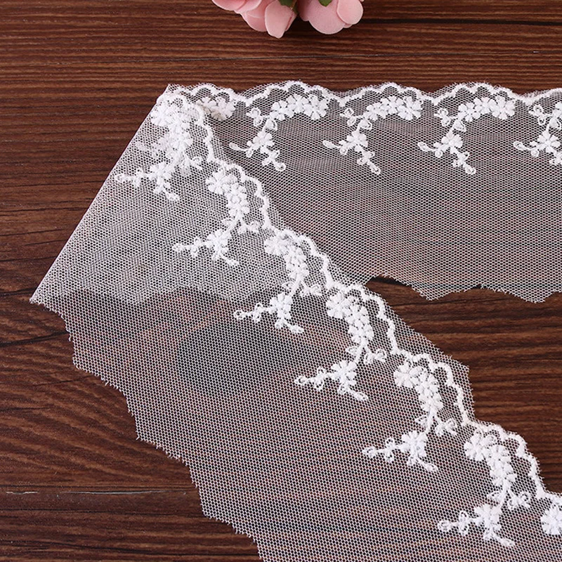 30-метровое Водорастворимое Молочное Шелковое Кружево С Вышивкой В Полоску