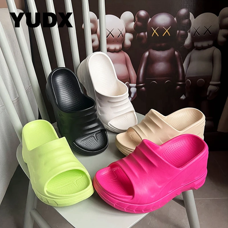 

Platform Women Slippers Chunky Heels Summer Ladies 2023 New Wedges Beach Outside Casual Female Height Increase Shoes Solid Light