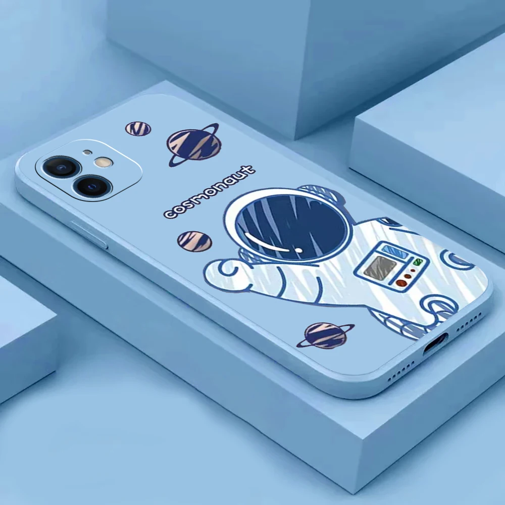 

Cosmonaut Spaceman Cute Case For iPhone 12 13 Pro Max Mini 11 Pro Max X XR XS MAX SE2020 8 7 6 6S Plus Cute Silicone Phone Cover