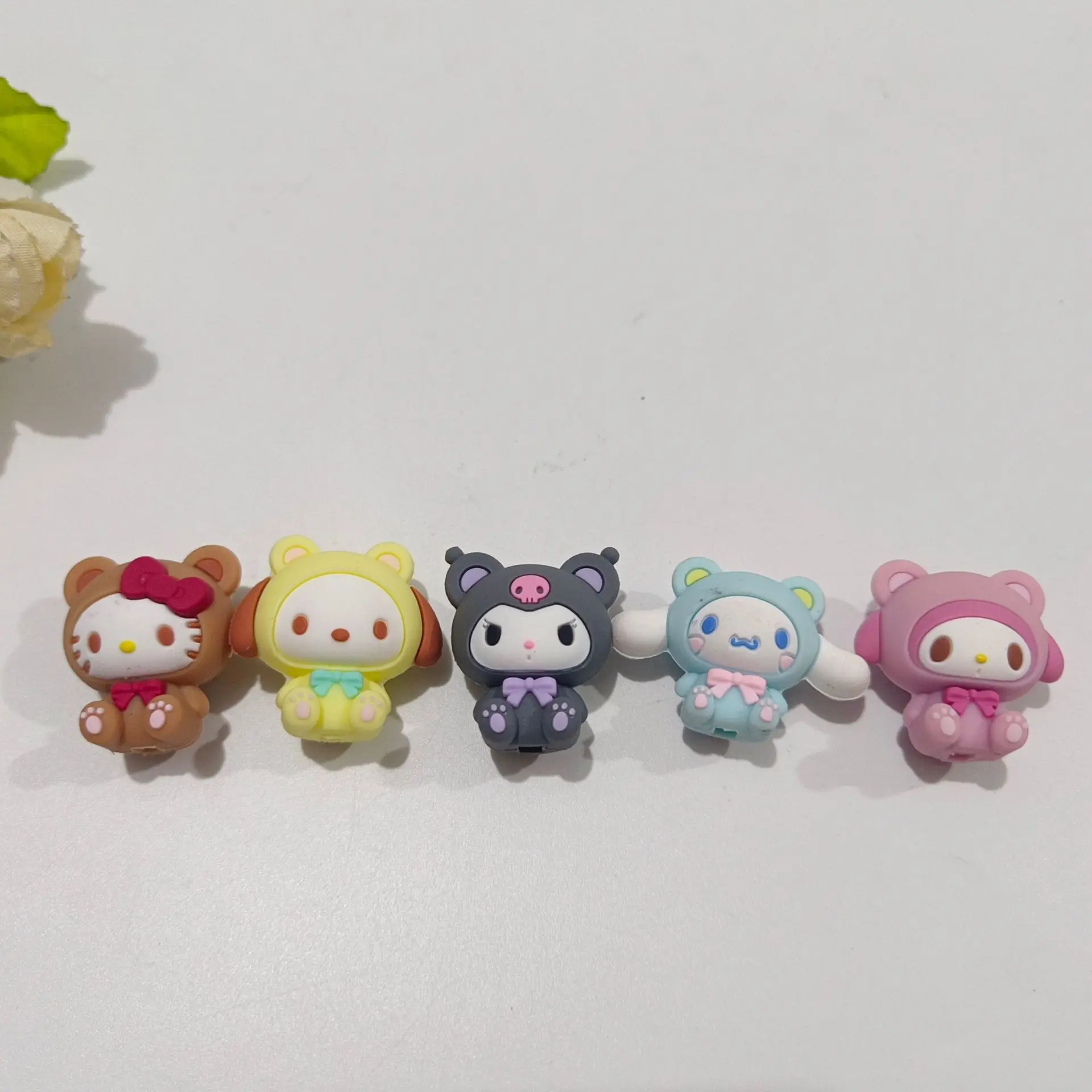 

50pcs/lot Japanese Style Kawai Cute Little Cartoon Cats 3cm Girls Toys Birthday Gift Home Decor Dolls