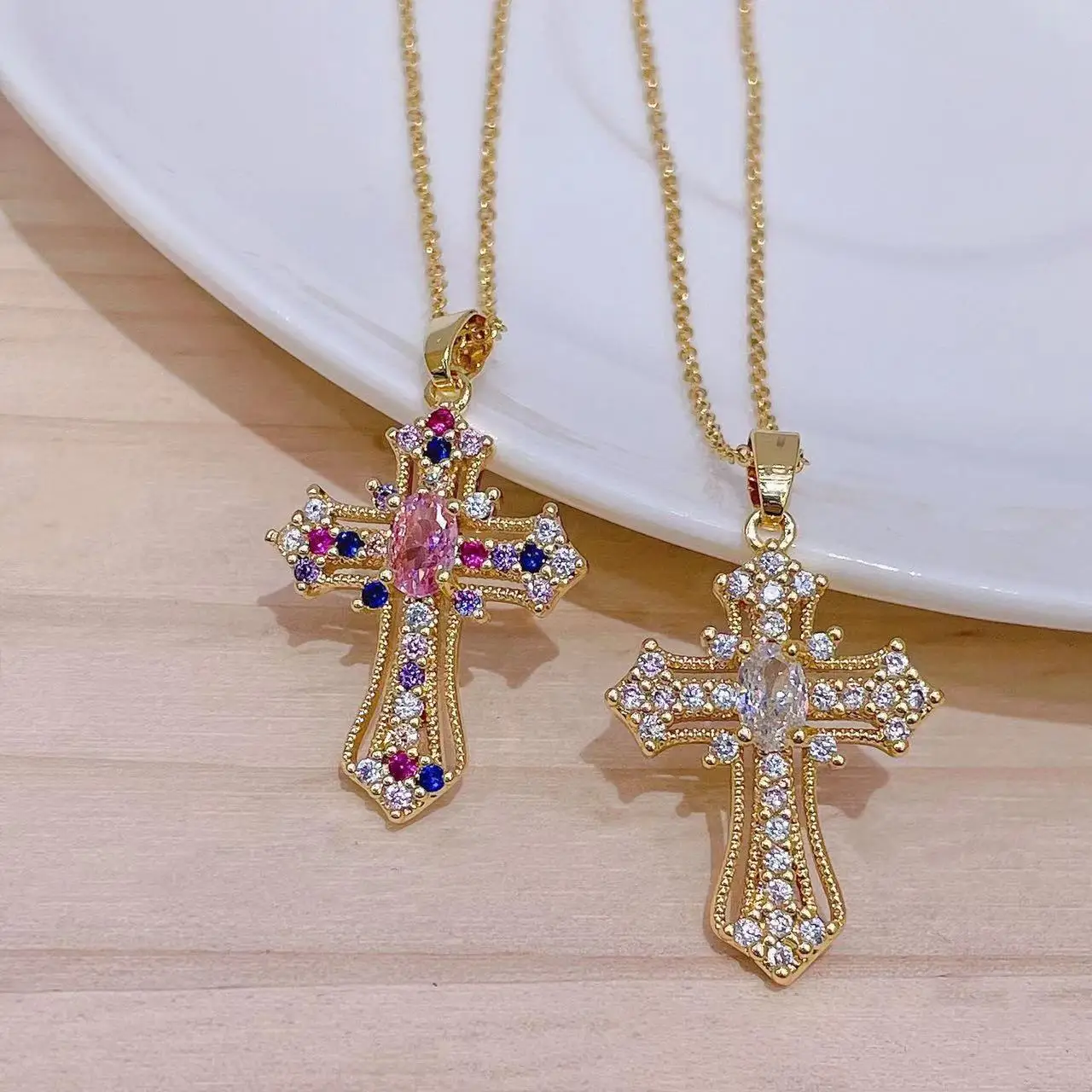 

Girls Accessories Gifts Various Styles Fashion Titanium Steel Clavicle Chain Zircon Cross Pendant Necklace Party Luxury Necklace