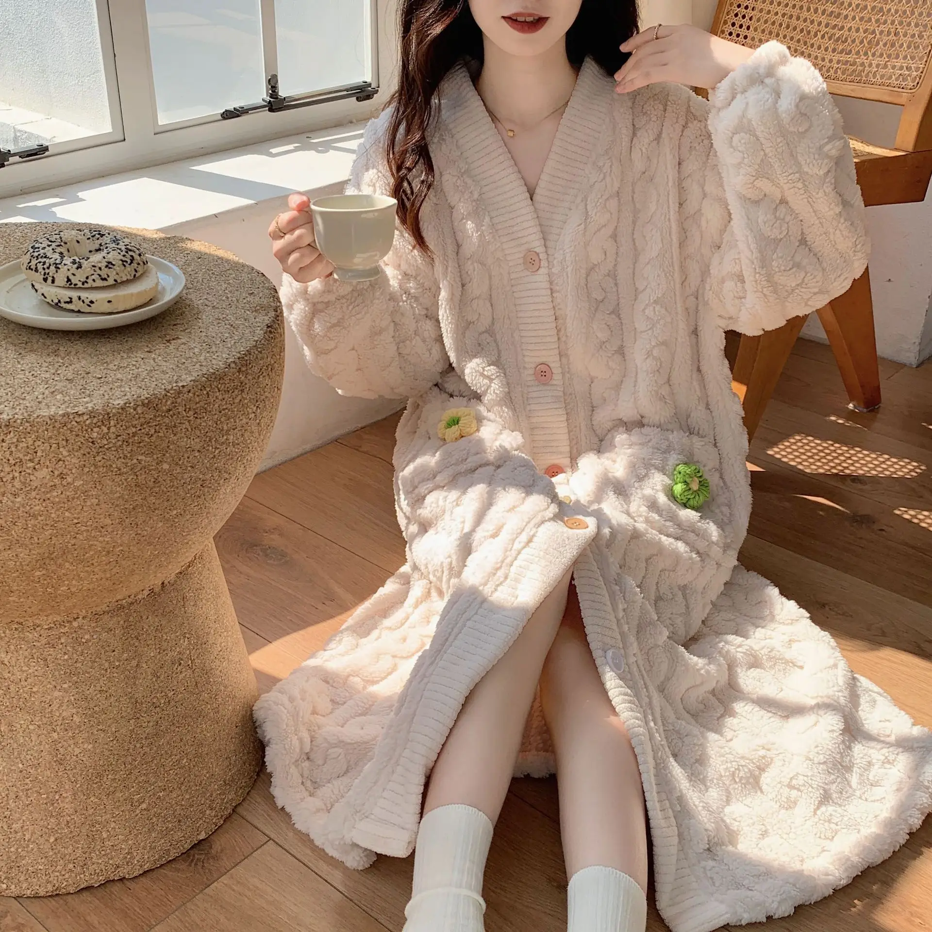 

Women Winter Warm Fleece Coral Night Dress Robe Nightgown Sleepwear Cute Kawaii Cartoon Pajama Homewear Female Pyjamas Bathrobe