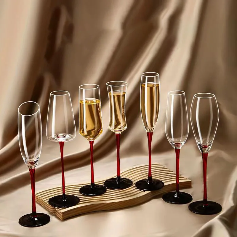 

2Pcs/sets European Champagne Glass Goblet Gift Box Creative Crystal Glass Red Wine Champagne Glass Friends And Couples Gift