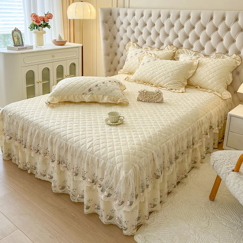 Korean Sle Lace Quilted Velvet Bed Skirt Fleece-lined Warm Sheet Autumn and Winter Thickened Bedspread F...