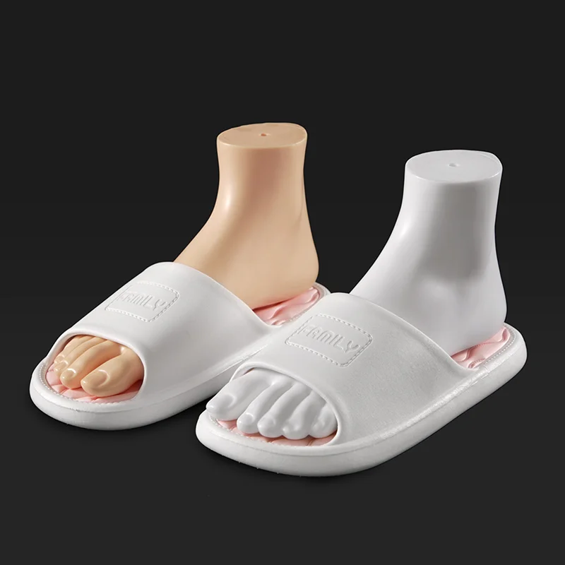 

A Pair of Vinyl Flat Bottomed Short Cut Single Toed Female Foot Mannequin Women's Shoes and Socks Display Foot Model Prop