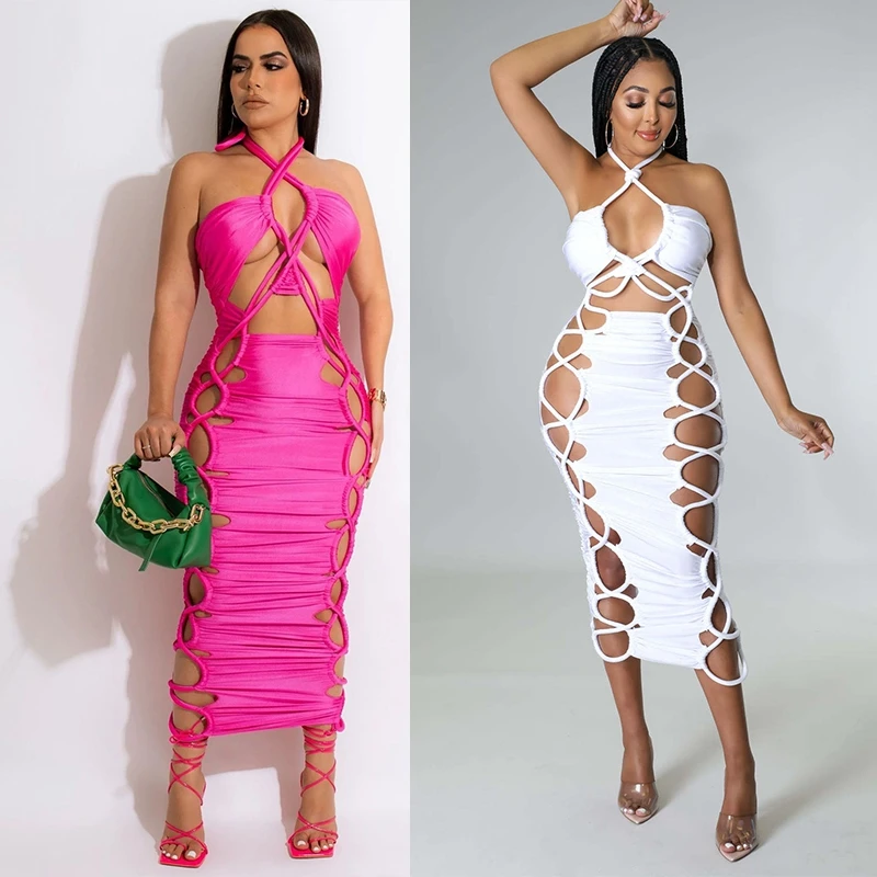 Женское облегающее платье средней длины белое ажурное с завязками в стиле звезд