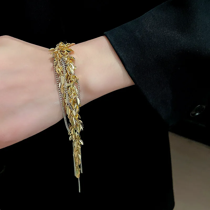 Фото NISHIZAWA  Irregular Leaf Tassel Bracelet Fashionable Light Luxury Niche Design Bracelet Personality Temperament Jewelry №1