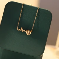 2022 love heart movement light luxury necklace fashion temperament design sense not fading clavicle chain birthday party gifts