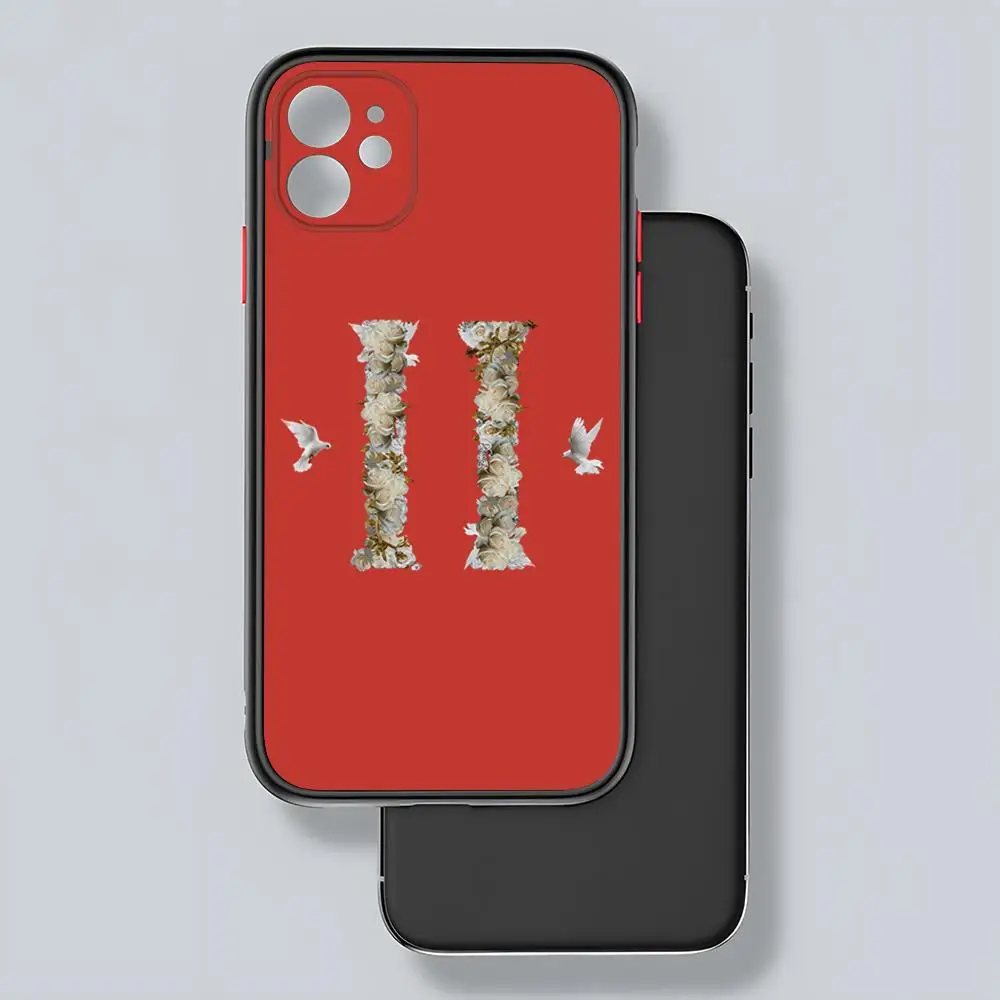 Чехол для телефона M-MiGos Singer Q-QuAvOS матовая прозрачная задняя панель IPhone 16 15 14 13 12 11 Pro