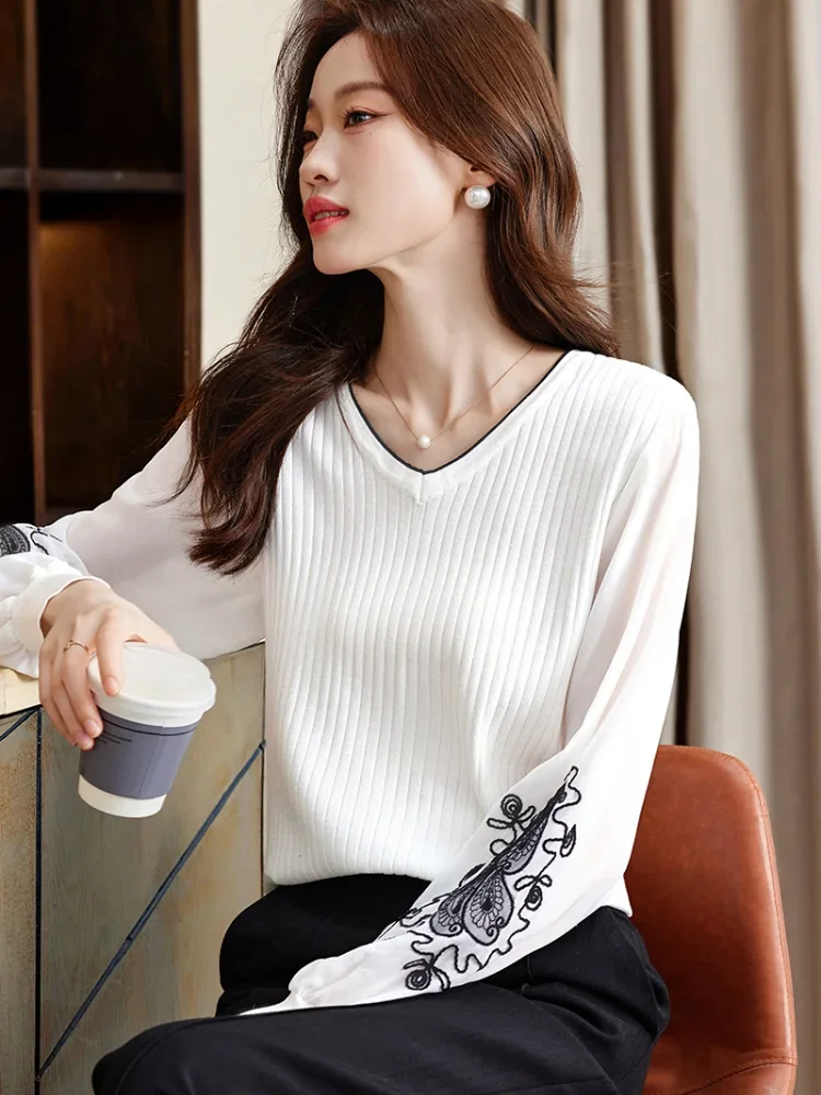 Женский трикотажный свитер с V-образным вырезом и длинным рукавом-фонариком