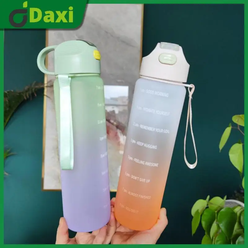 

1000ml Large Capacity Water Bottle Straw Cup Gradient Color Plastic Water Cup With Time Scale Marker Outdoor Sports Bottle Cup