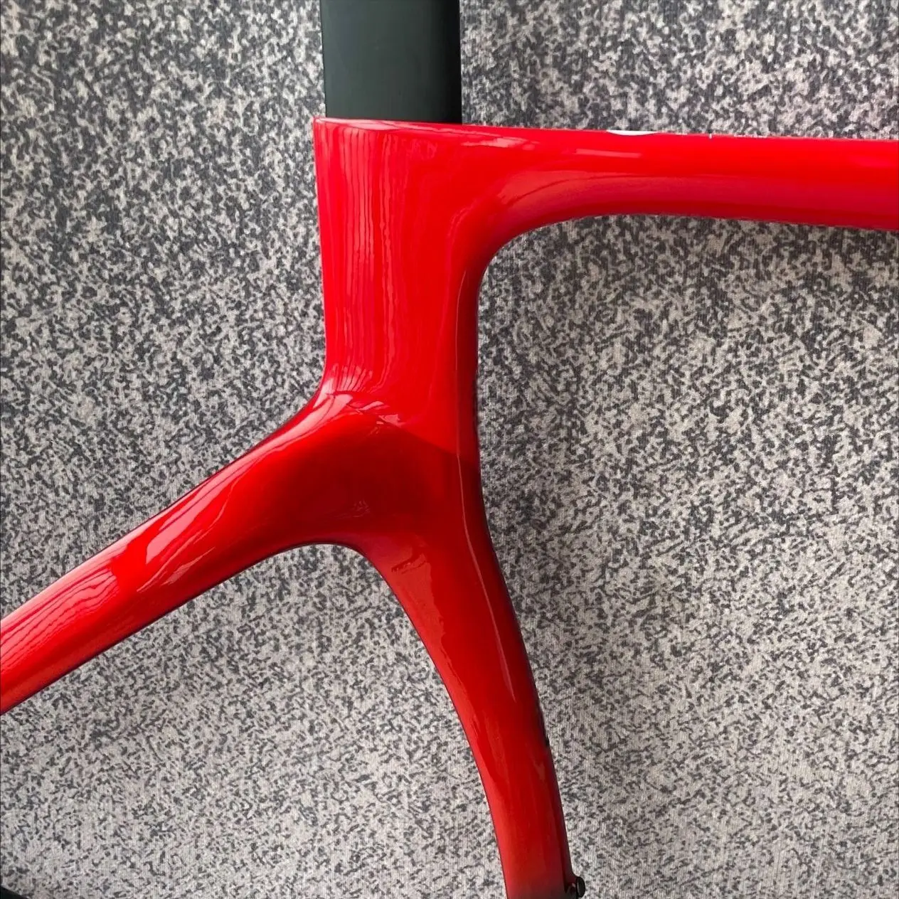 

New Style Road Bike Frame Carbon Fiber Frame Bicycle Frame Taiwan Super Light Carbon Fiber