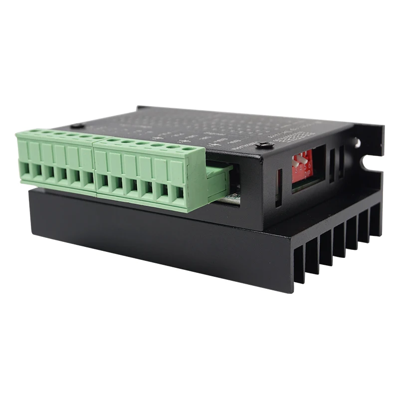 Фото Драйвер шагового двигателя TB6600 57 Step Nema23 4A DC9-40V для ЧПУ-фрезеров и гравировальных станков №4