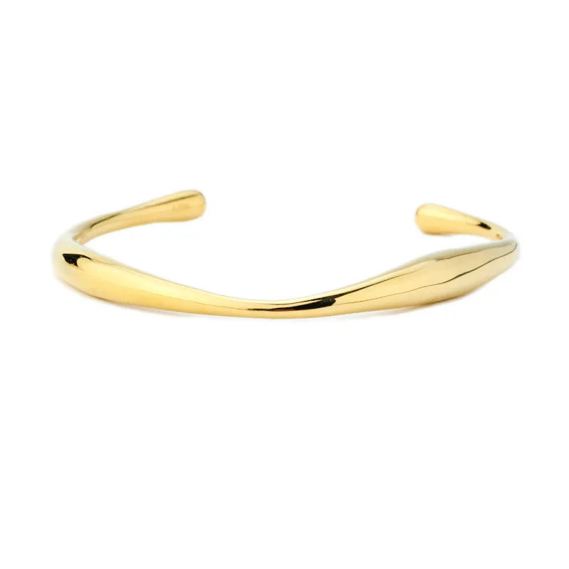 Niche style female titanium steel 18K gold stainless steel shaped opening bracelet small red book bracelet of the same style