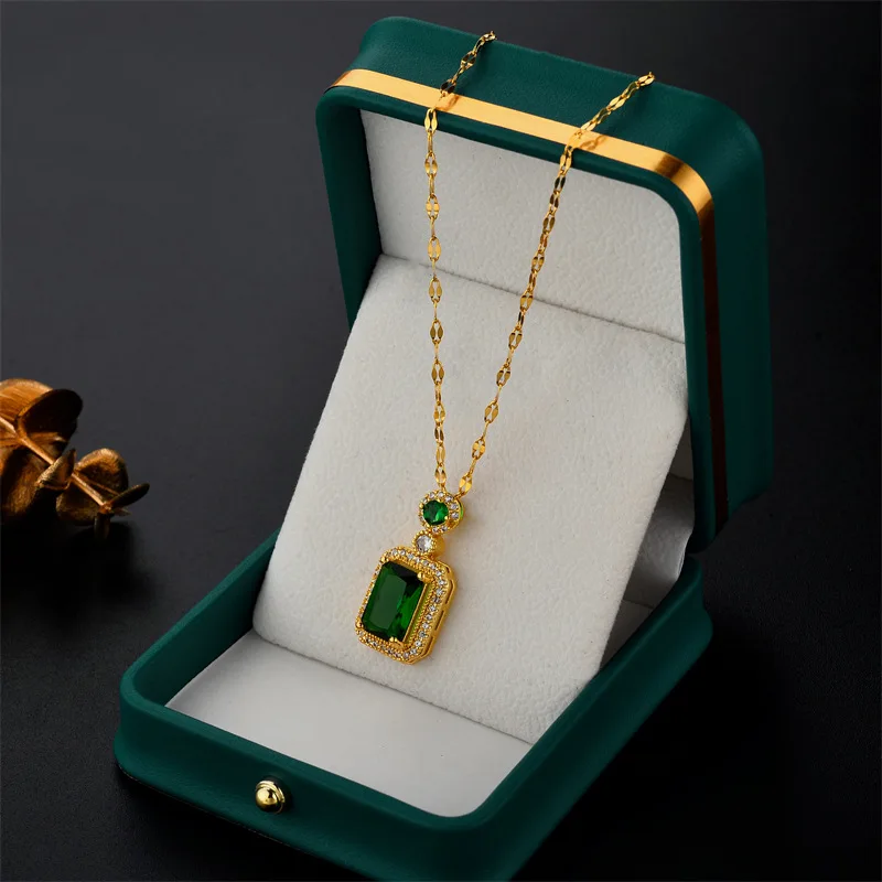 

Classic Luxurious Cube Temperament transport beads Necklace 2023 Fashion Jewelry Christmas Party Women's Sexy Necklace