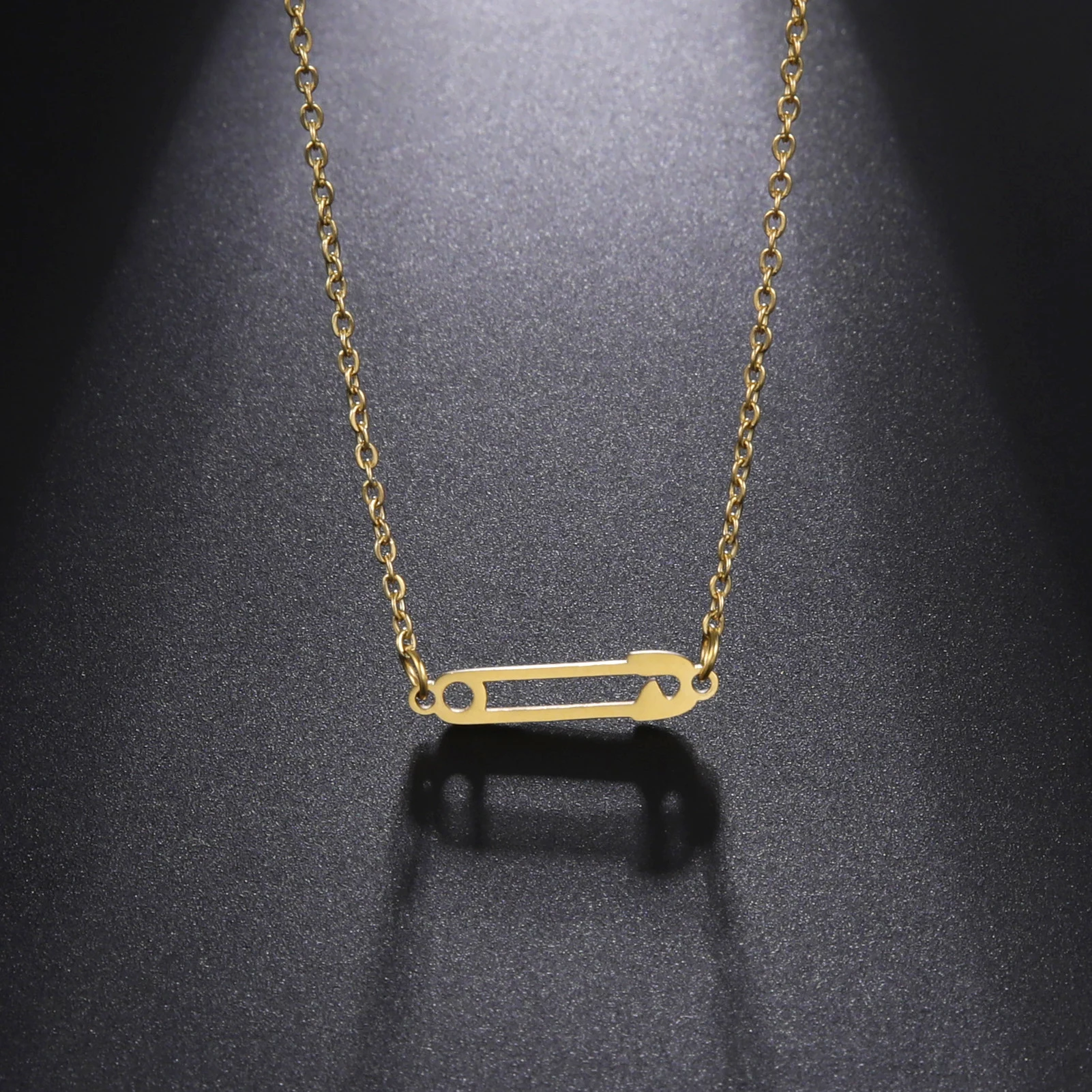 

Amaxer for Women Girl Stainless Steel Necklace Paper Clip Choker Pendant Necklace Anniversary Birthday Jewelry Gift