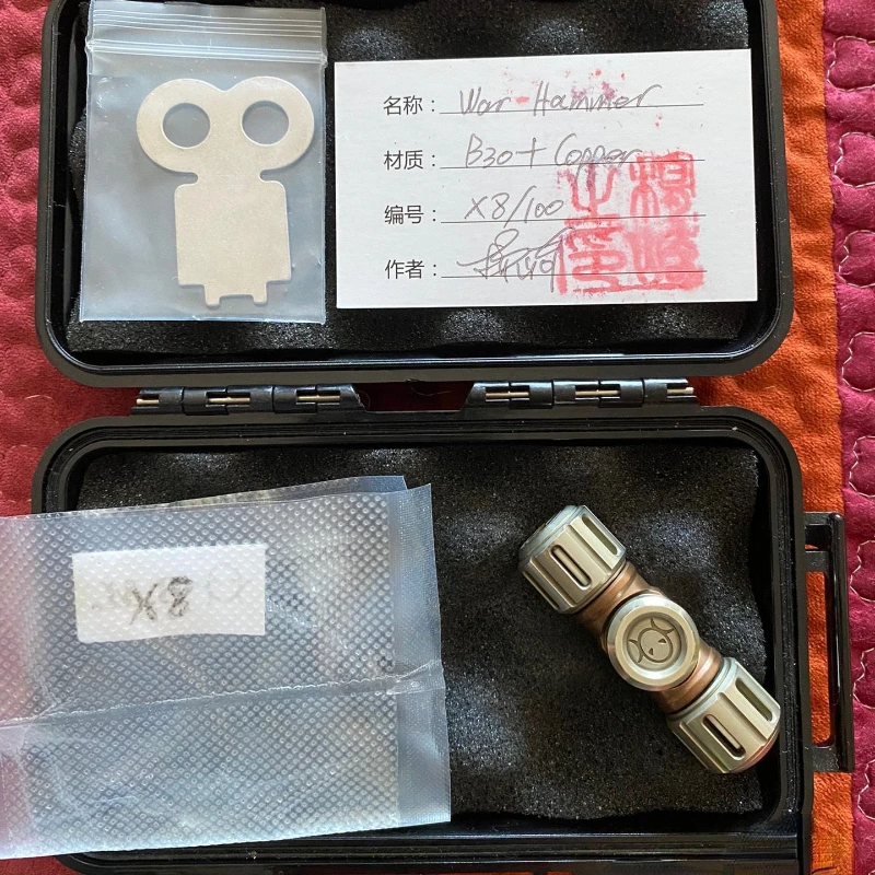 Second-Hand out-of-Print EDC Warhammer Fingertip Gyro Red Copper White Copper with Luminous Tube Box Accessories