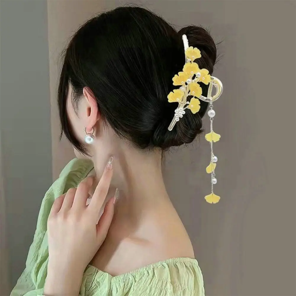 

Retro Flower Butterfly Tassel Hair Clip Hanfu Style Hair Accessories Hair Claw Pearl Shark Clip For Women Girls