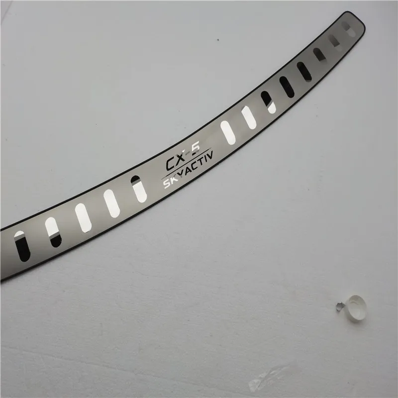 

Для Mazda Cx-5 2017 2018-2019-2020 2021-2022 2023 2024 Защитная накладка на задний багажник, бампер, задняя накладка на порог автомобиля assecorie