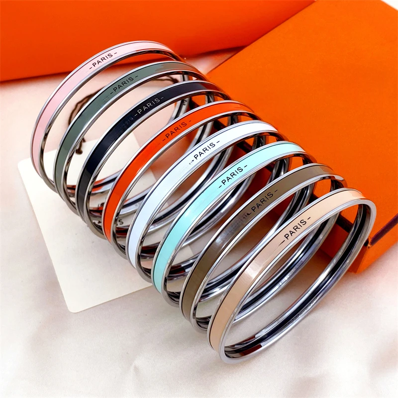 

Women's Bracelet Round Closed Enamel Ring Couple Bracelet Titanium Steel Fashion Star Same Style Bracelet High-end Luxury Gift