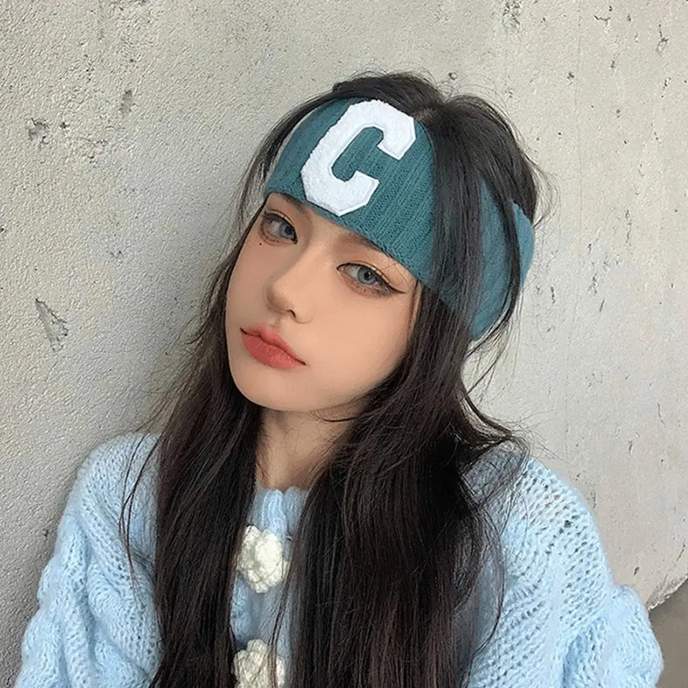 

Unique Soft Knitted Ear Warmer Headband Sports Headband Fall Winter Decorative